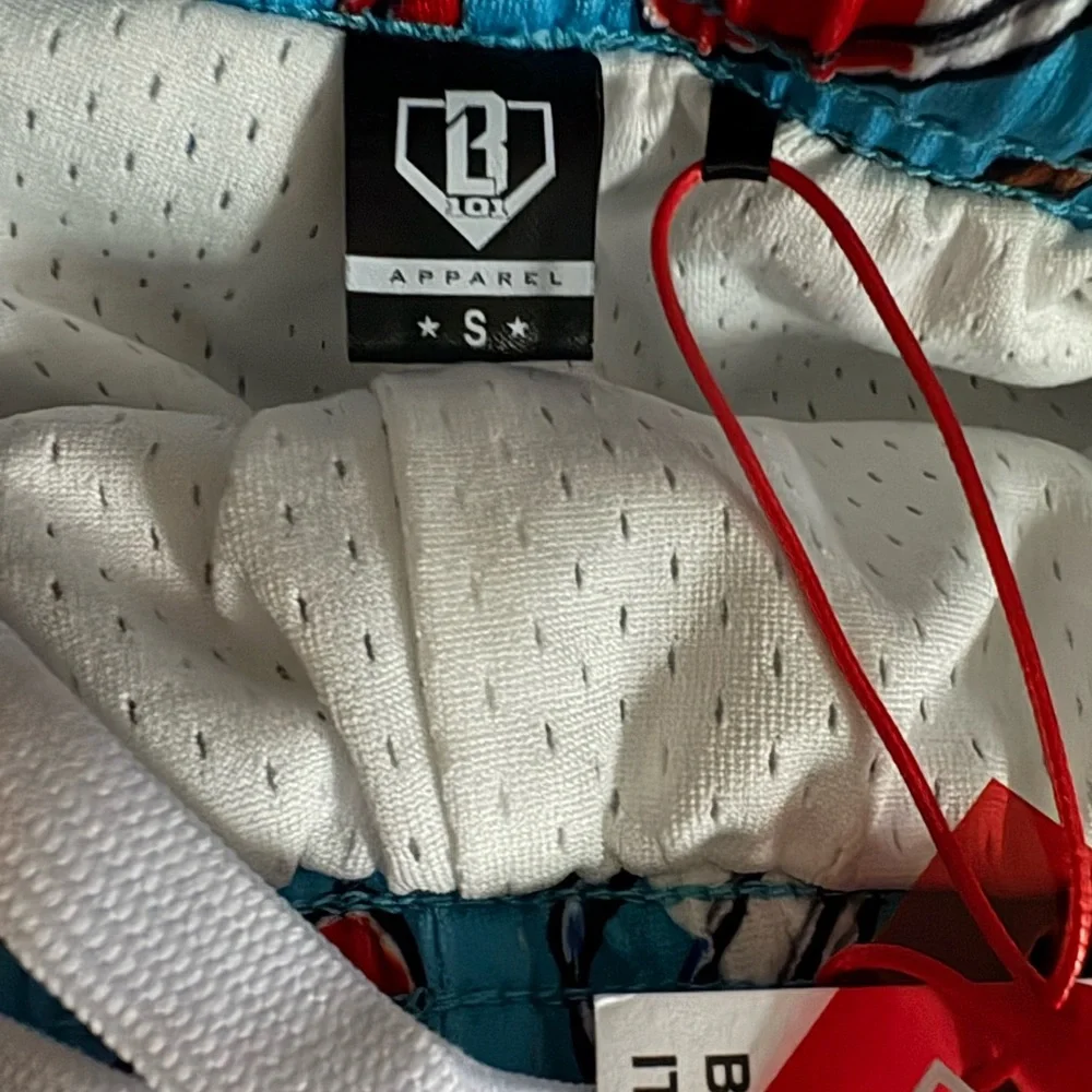 Baseball 101 RARE - Vibrant Popsicle Print Men’s Small Shorts - Picture 5 of 5